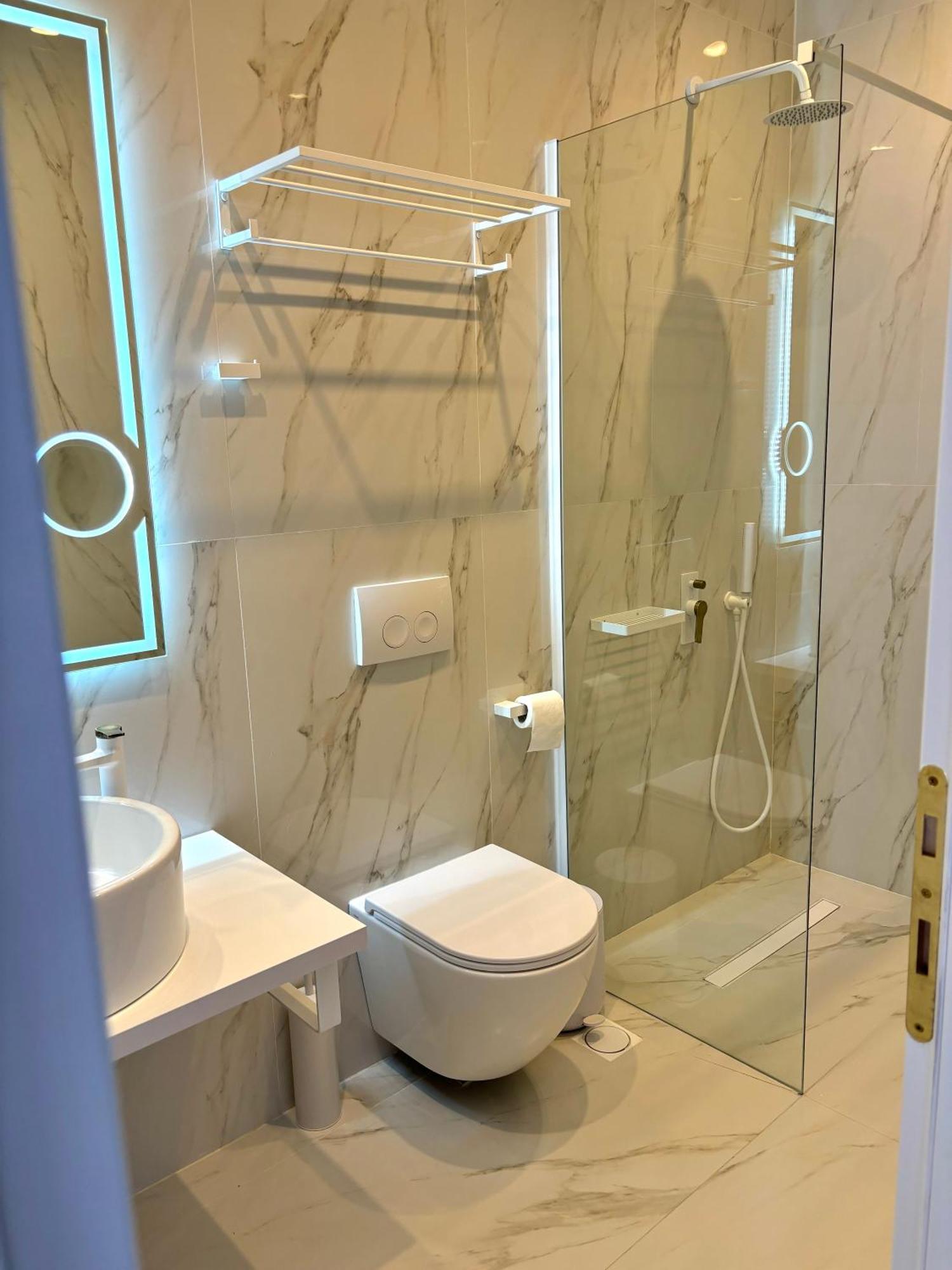 Eterna Mare Apartment Nikiti  Bagian luar foto